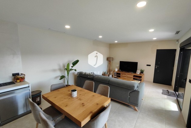 Obra nueva - Villa -
Pinoso - Lel