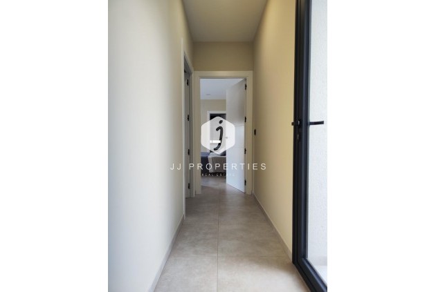 Obra nueva - Villa -
Pinoso - Lel