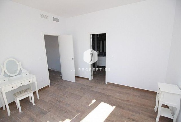 Obra nueva - Villa -
Pinoso - Camino Del Prado