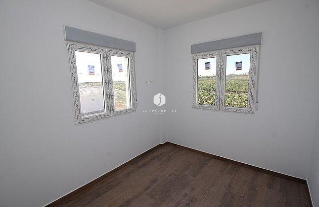 Obra nueva - Villa -
Pinoso - Camino Del Prado