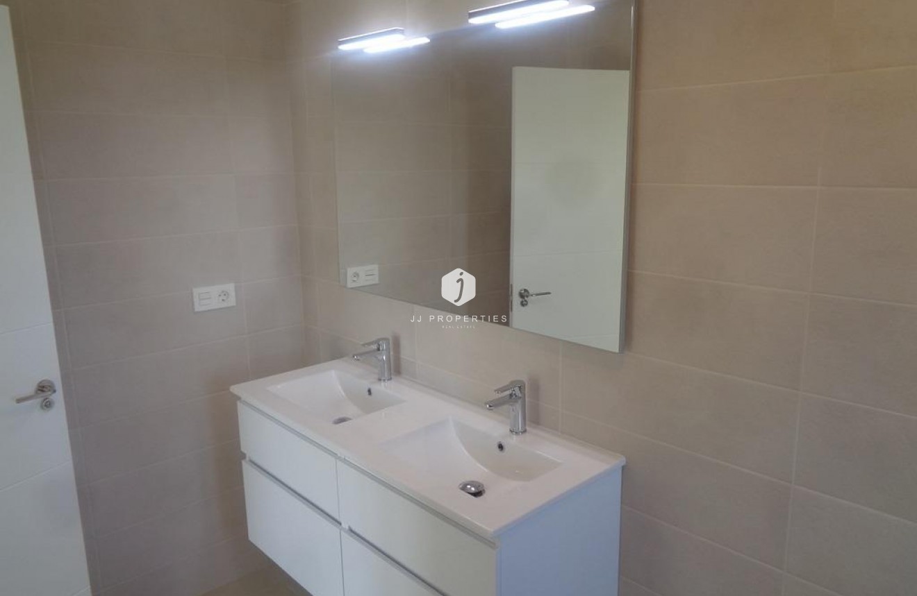 Obra nueva - Villa -
Pinoso - Camino Del Prado