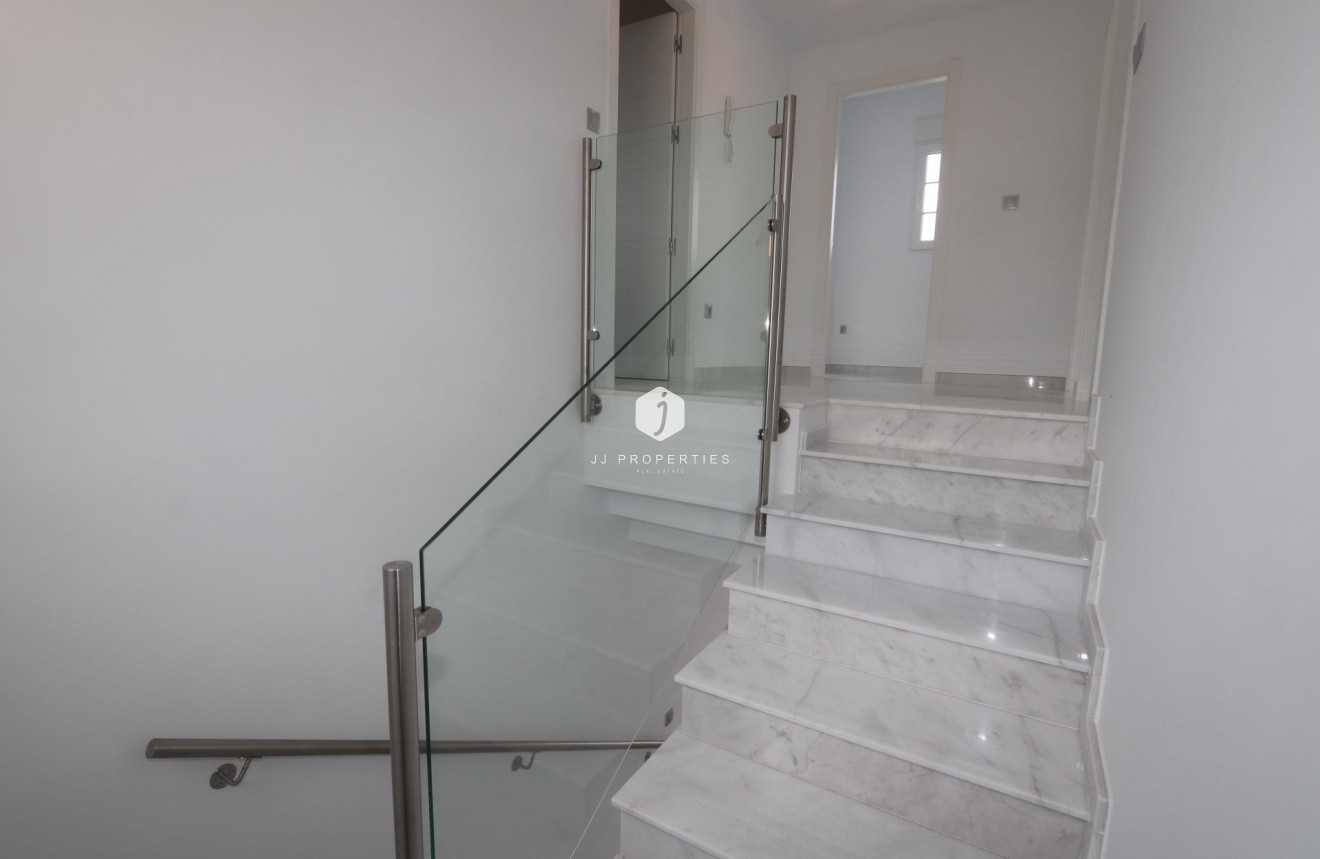 Obra nueva - Villa -
Pinoso - Camino Del Prado