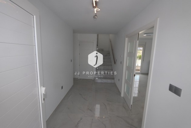 Obra nueva - Villa -
Pinoso - Camino Del Prado