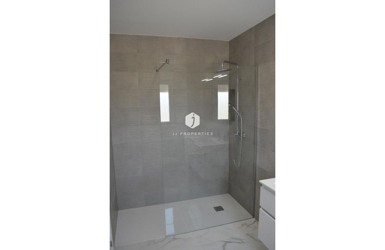 Obra nueva - Villa -
Pinoso - Camino Del Prado