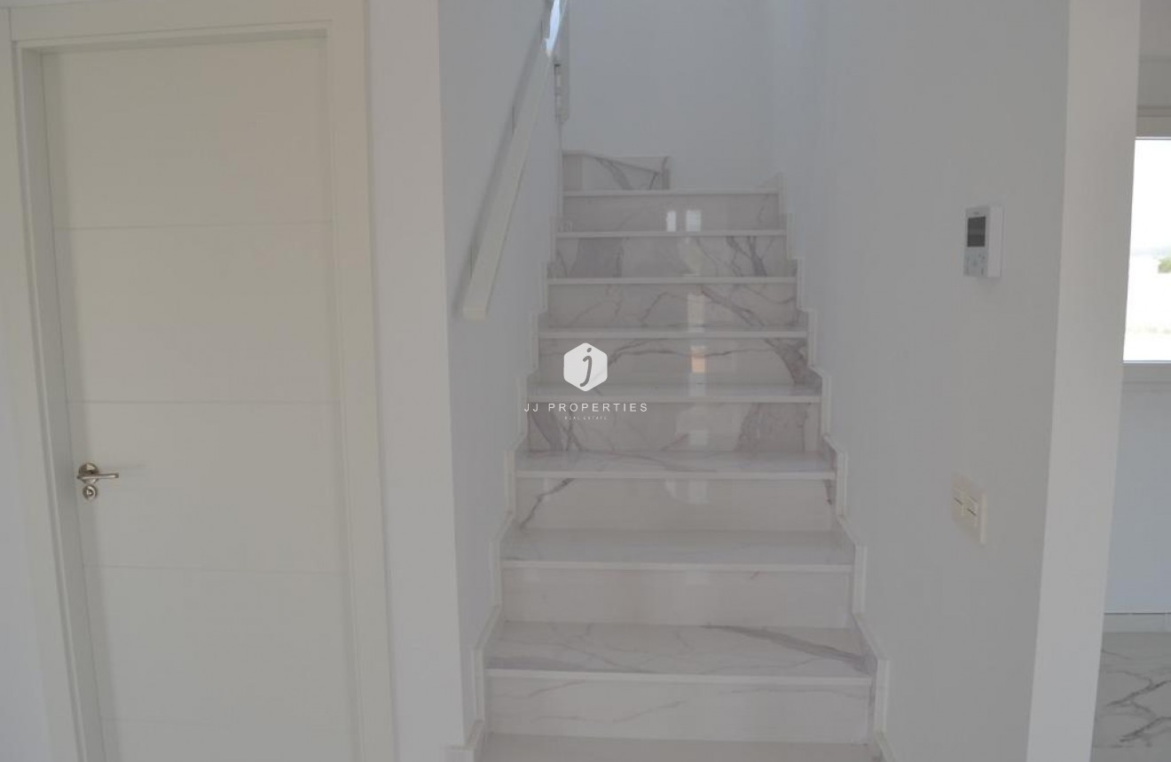 Obra nueva - Villa -
Pinoso - Camino Del Prado