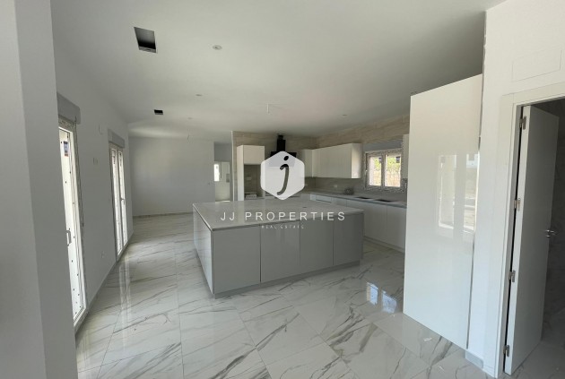 Obra nueva - Villa -
Pinoso - Camino Del Prado