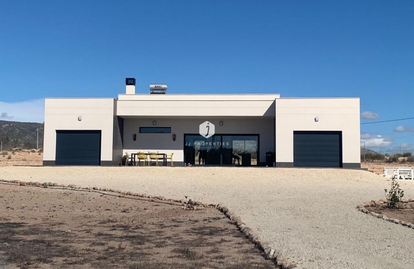 Obra nueva - Villa -
Pinoso - Camino Del Prado