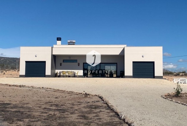 Obra nueva - Villa -
Pinoso - Camino Del Prado