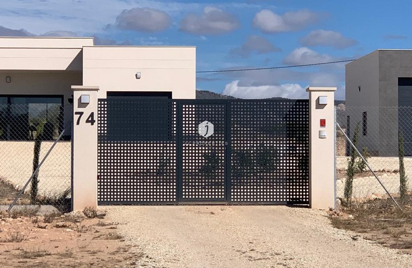 Obra nueva - Villa -
Pinoso - Camino Del Prado