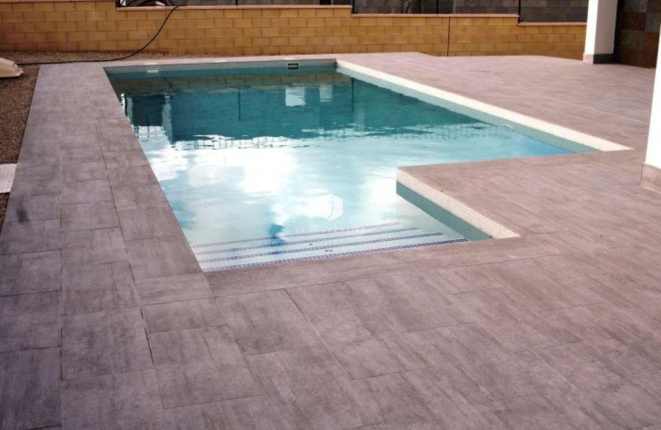 Obra nueva - Villa -
La Romana - Villas de la Romana