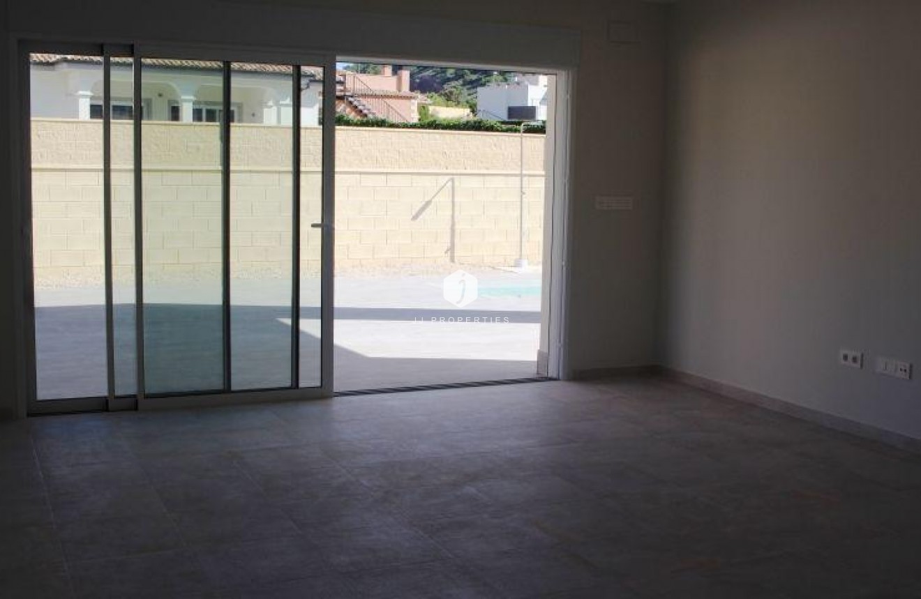 Obra nueva - Villa -
La Romana - Villas de la Romana