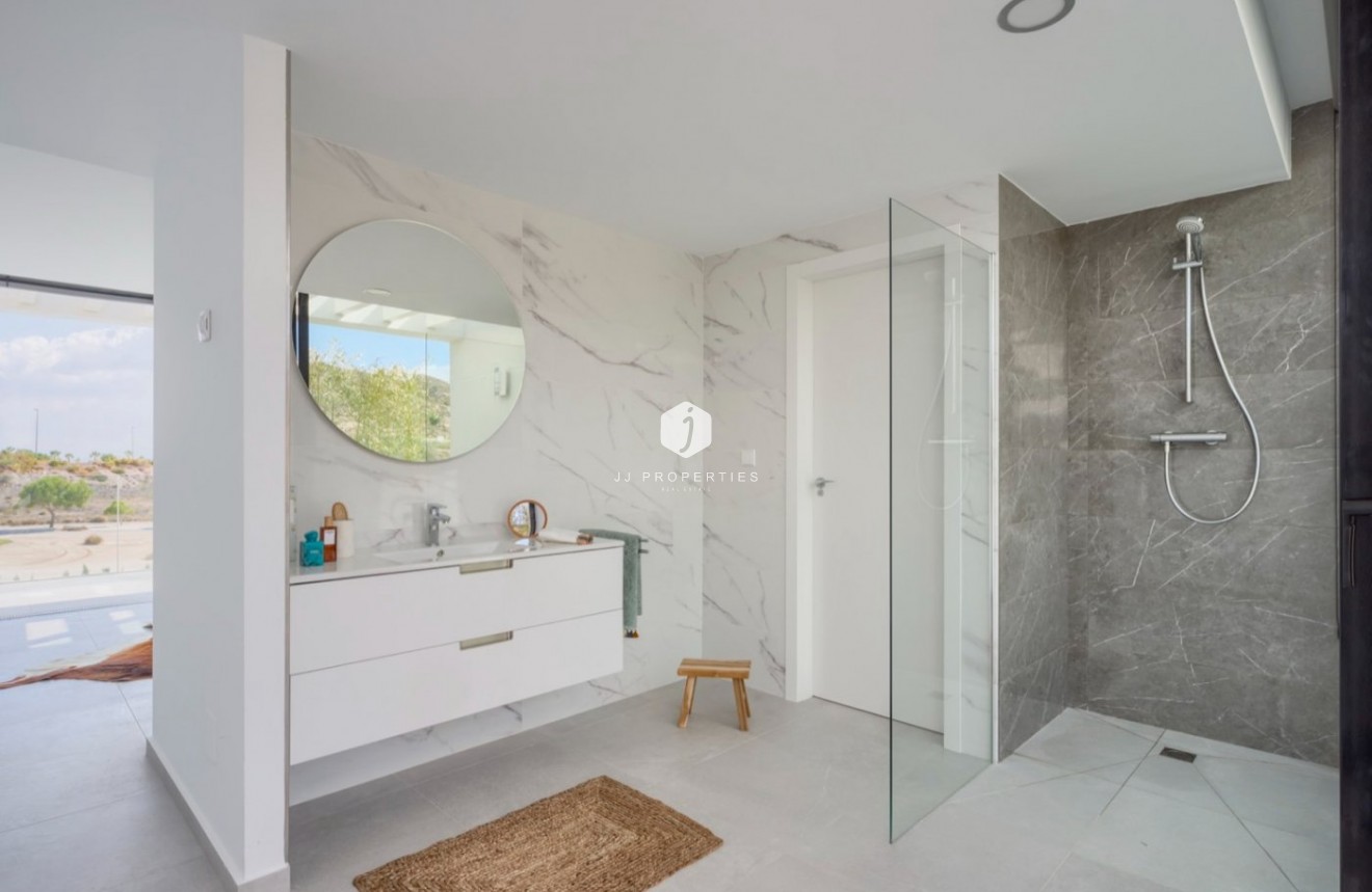 Obra nueva - Villa -
Banos y Mendigo - Altaona Golf