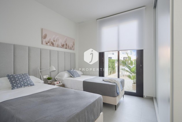 Obra nueva - Chalet -
Banos y Mendigo - Altaona Golf