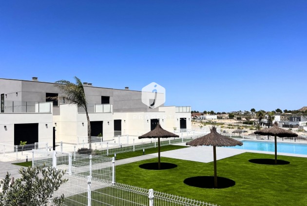 Obra nueva - Chalet -
Banos y Mendigo - Altaona Golf