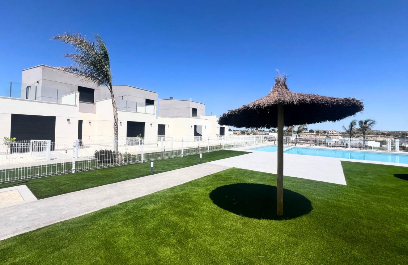 Obra nueva - Chalet -
Banos y Mendigo - Altaona Golf