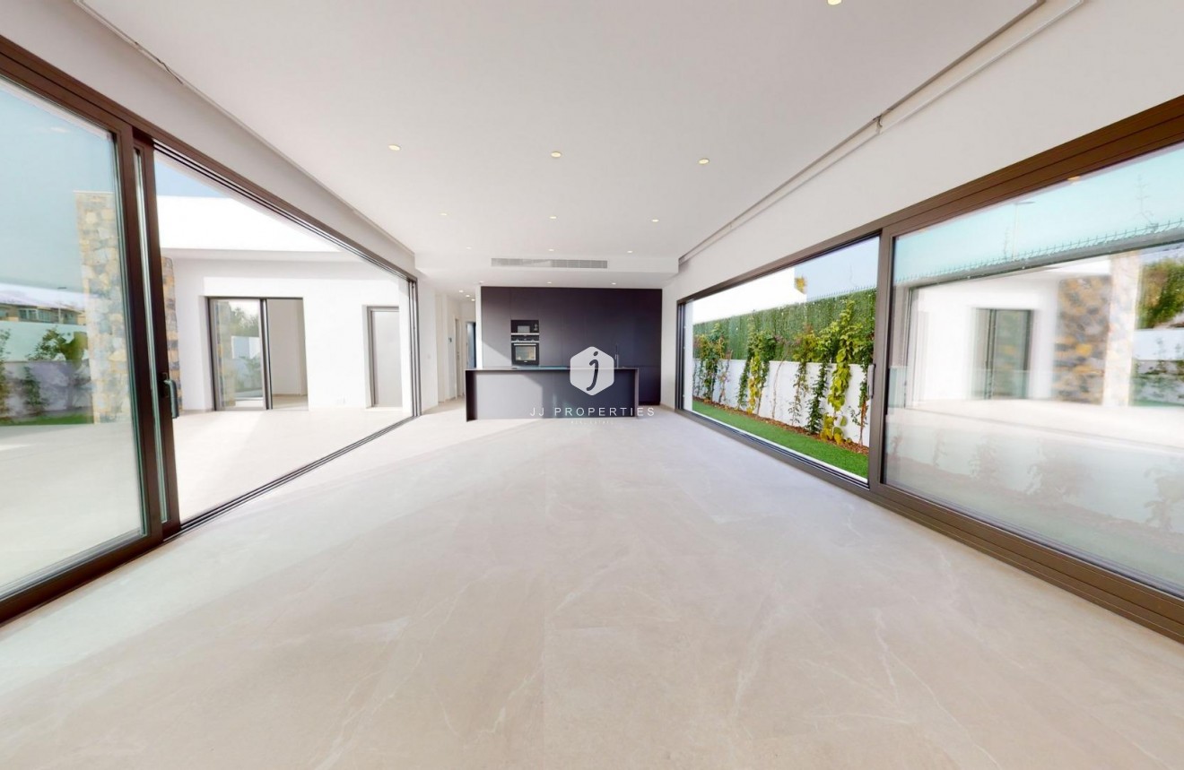 Obra nueva - Villa -
Los Alcazares - Serena Golf