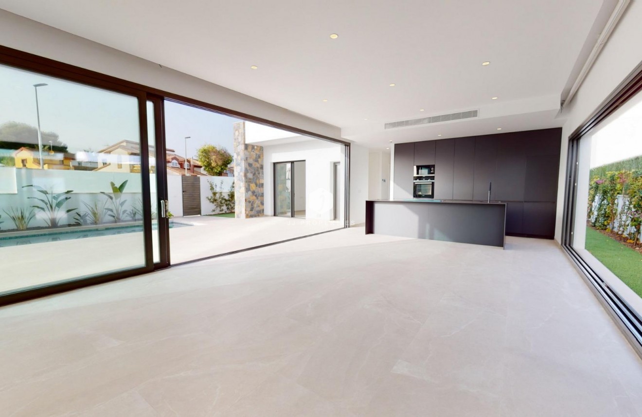 Obra nueva - Villa -
Los Alcazares - Serena Golf