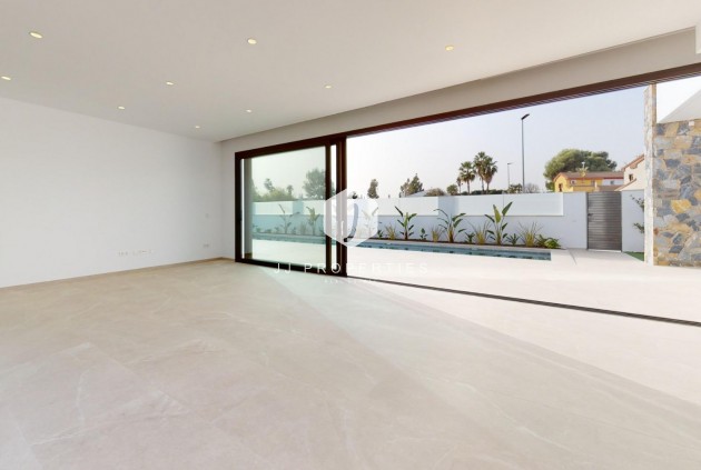 Obra nueva - Villa -
Los Alcazares - Serena Golf