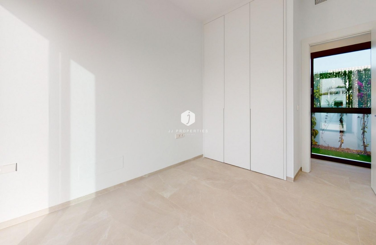 Obra nueva - Villa -
Los Alcazares - Serena Golf