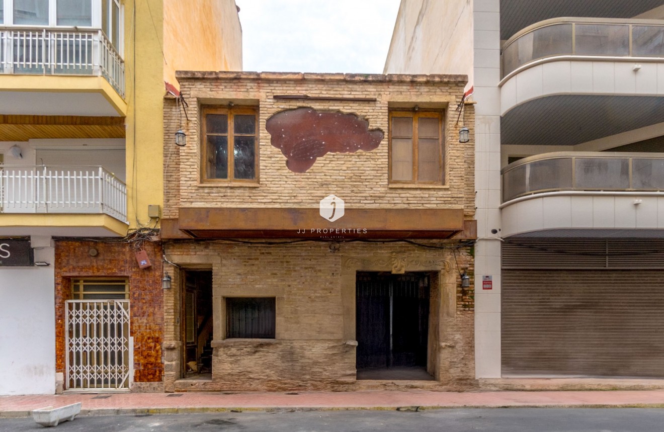 Segunda mano - Comercial -
Torrevieja