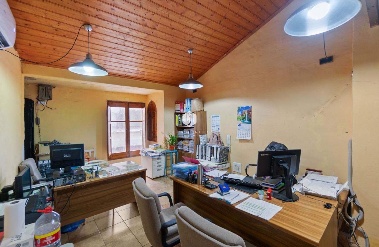 Segunda mano - Comercial -
Torrevieja