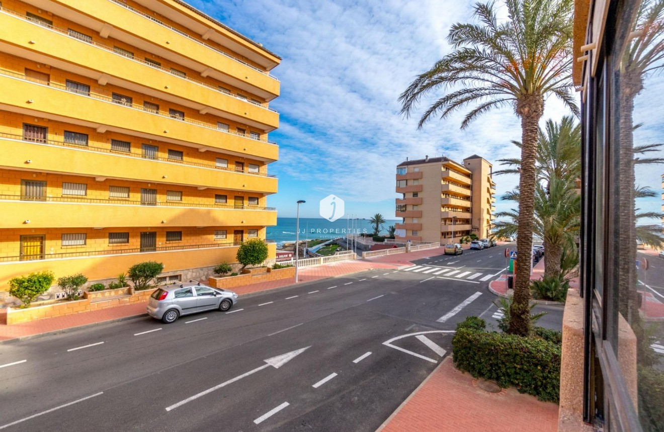 Location à long terme - Appartement -
Torrevieja - Cabo cervera
