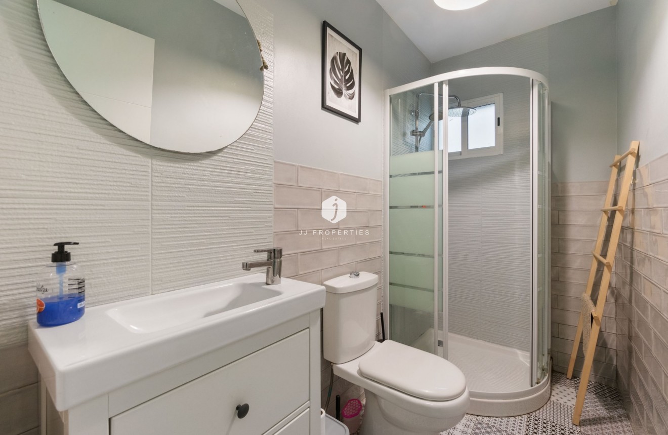 Tweedehands - Appartement / flat -
Torrevieja - Centro