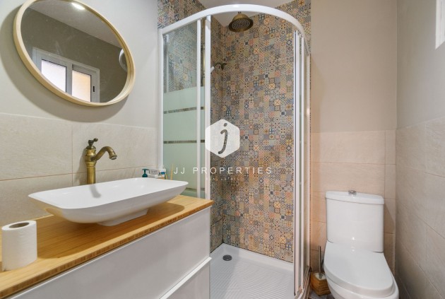 Tweedehands - Appartement / flat -
Torrevieja - Centro