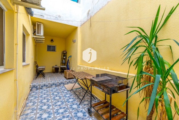 Tweedehands - Appartement / flat -
Torrevieja - Centro