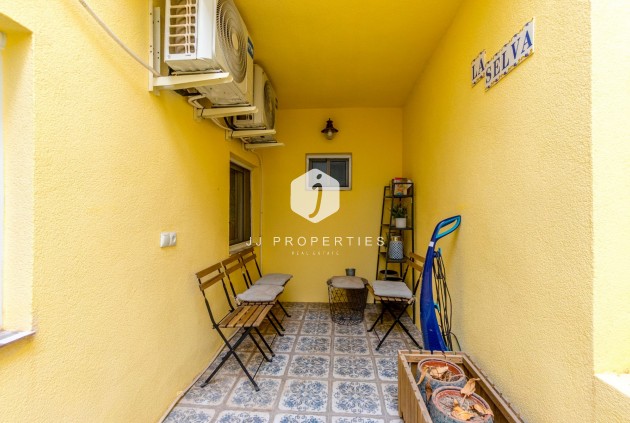 Tweedehands - Appartement / flat -
Torrevieja - Centro