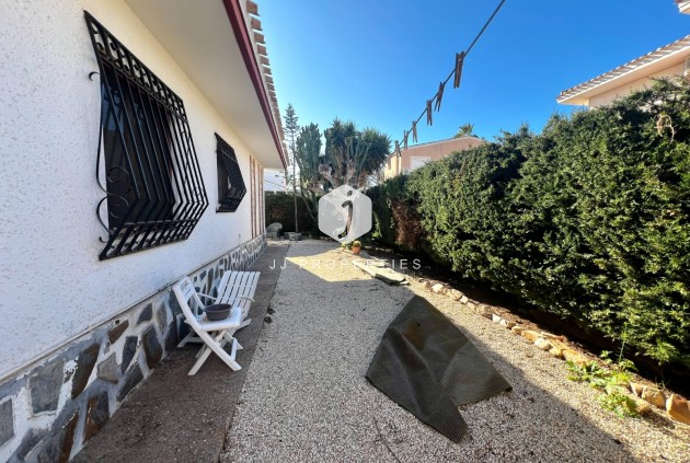 Lange Termijn Verhuur - Chalet -
Cabo Roig - MUY CERCA DE LA PLAYA