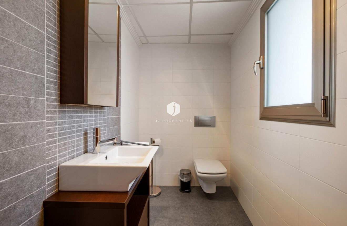 Segunda mano - Chalet -
Rojales