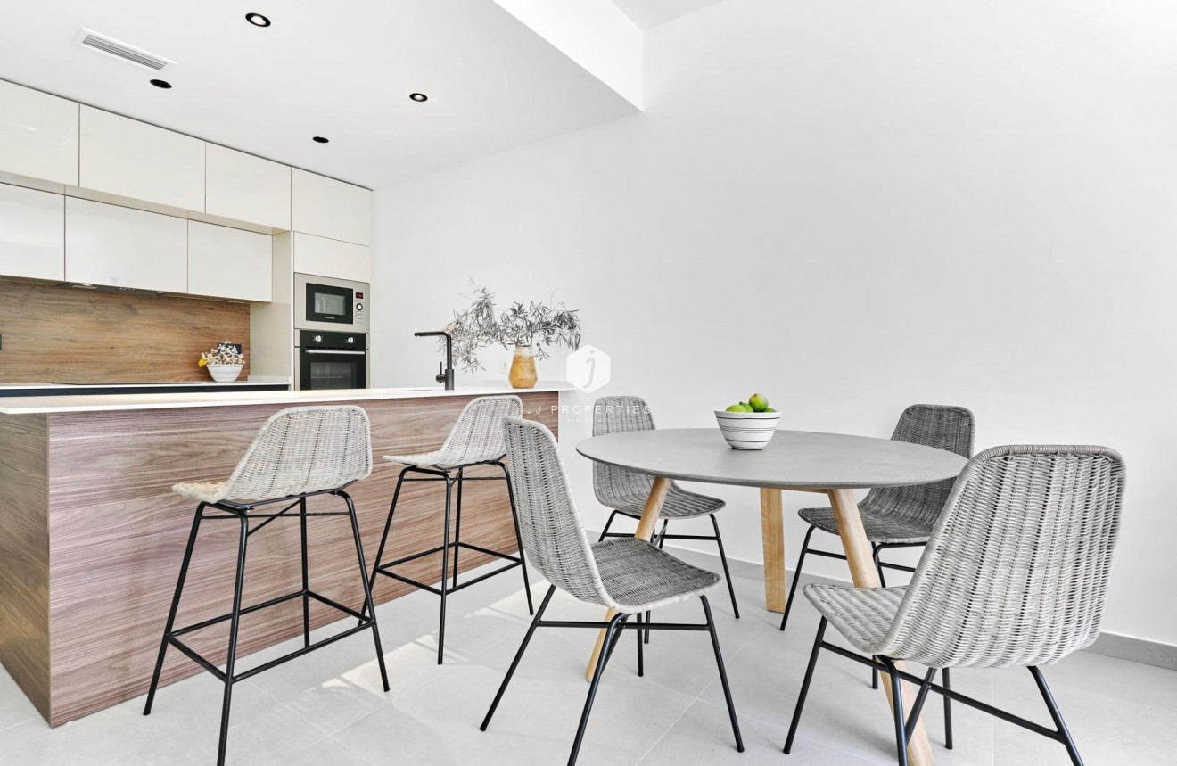 Obra nueva - Bungalow -
Torrevieja - Villa Amalia