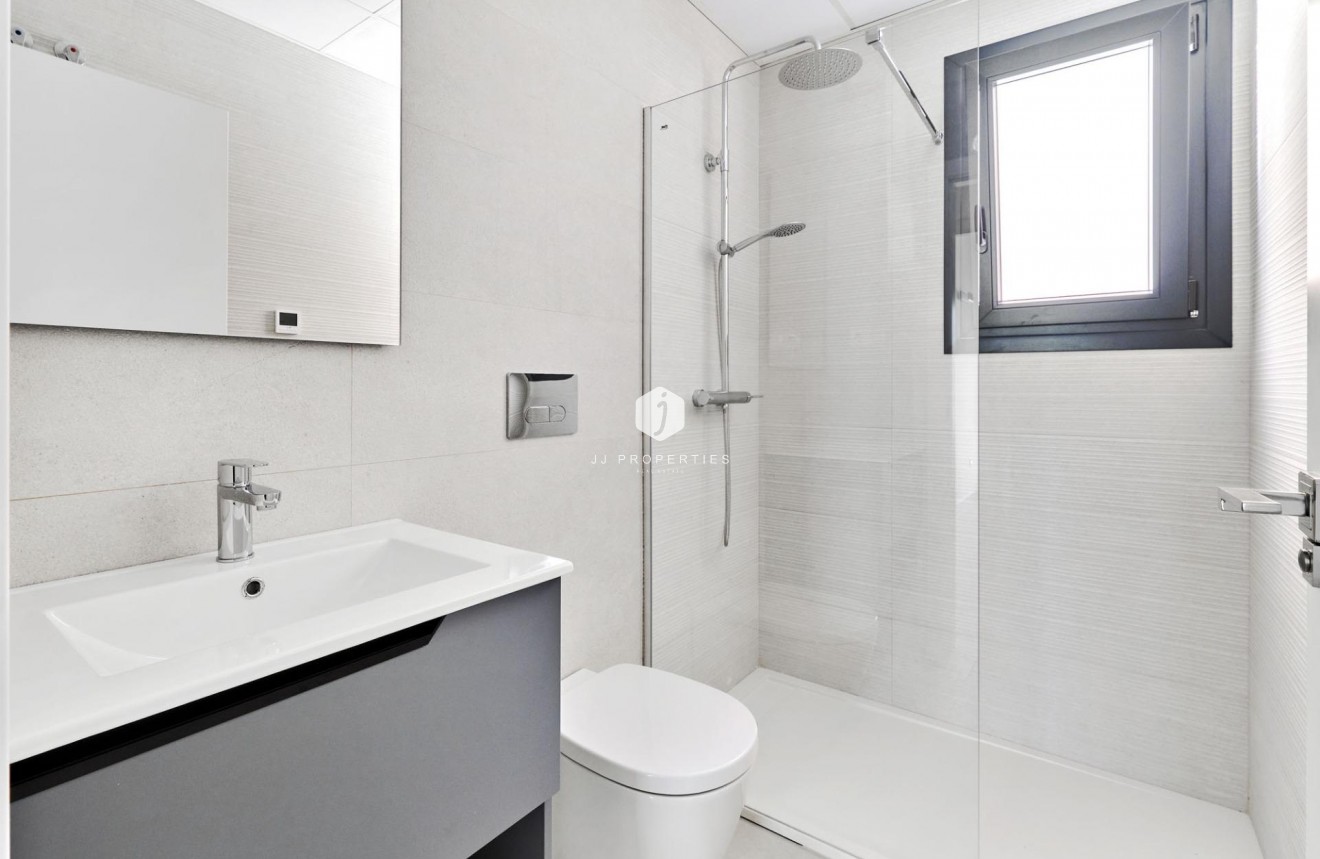 Obra nueva - Bungalow -
Torrevieja - Villa Amalia