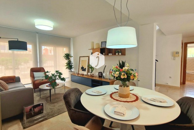 Obra nueva - Villa -
Lorca - Purias