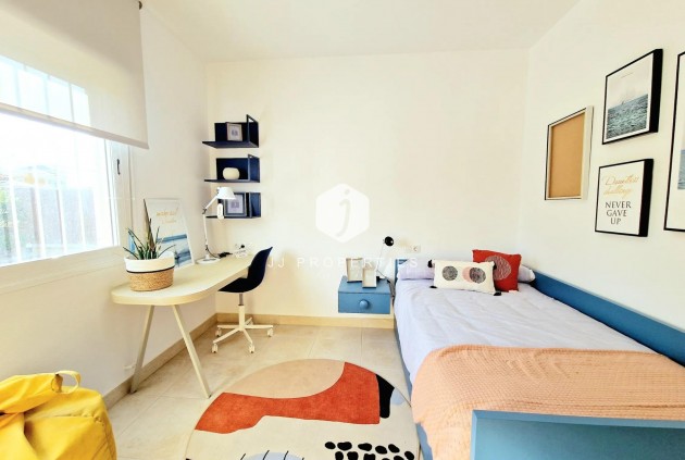 Obra nueva - Villa -
Lorca - Purias