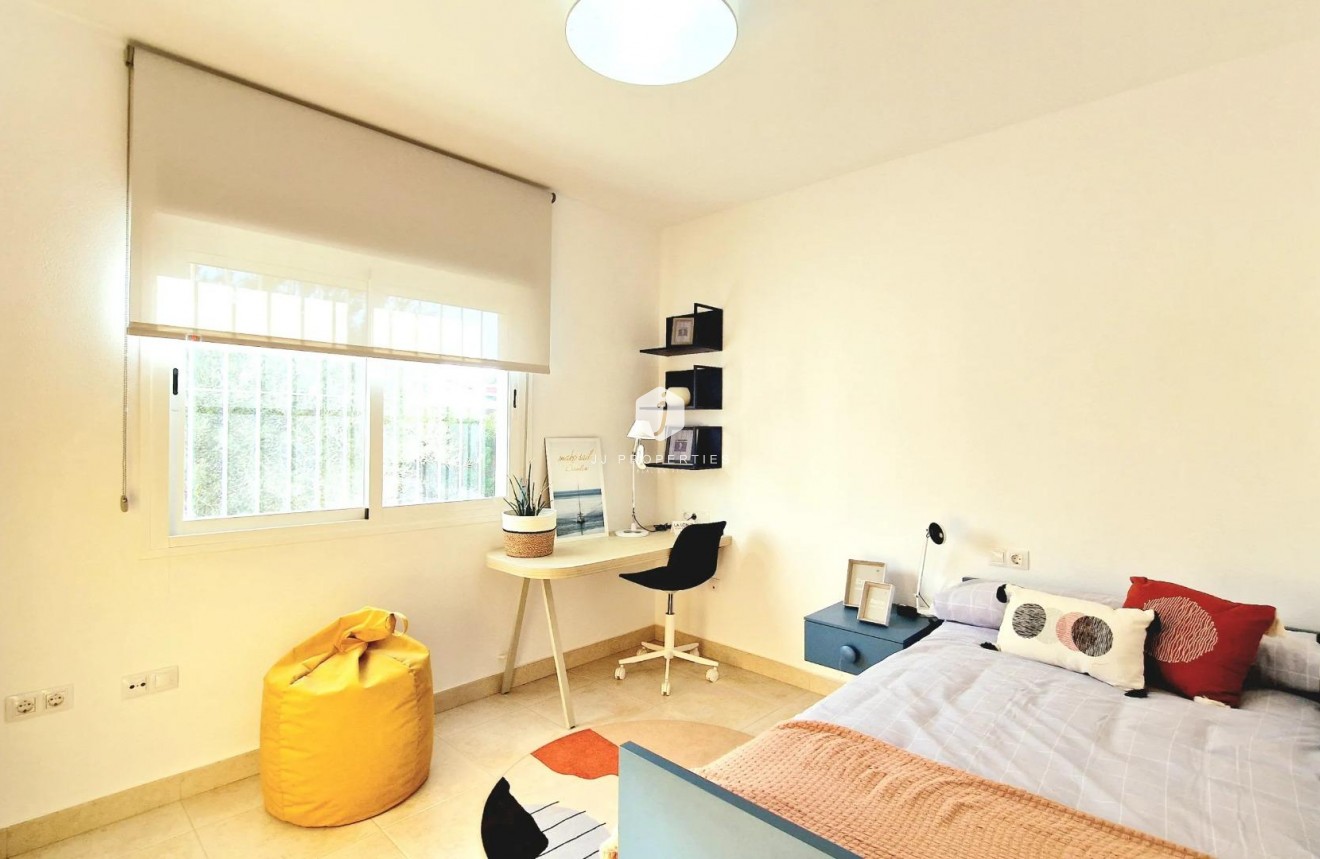 Obra nueva - Villa -
Lorca - Purias