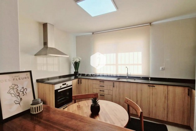 Obra nueva - Villa -
Lorca - Purias