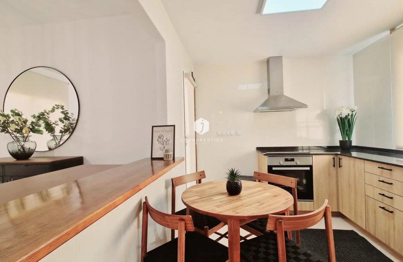 Obra nueva - Villa -
Lorca - Purias