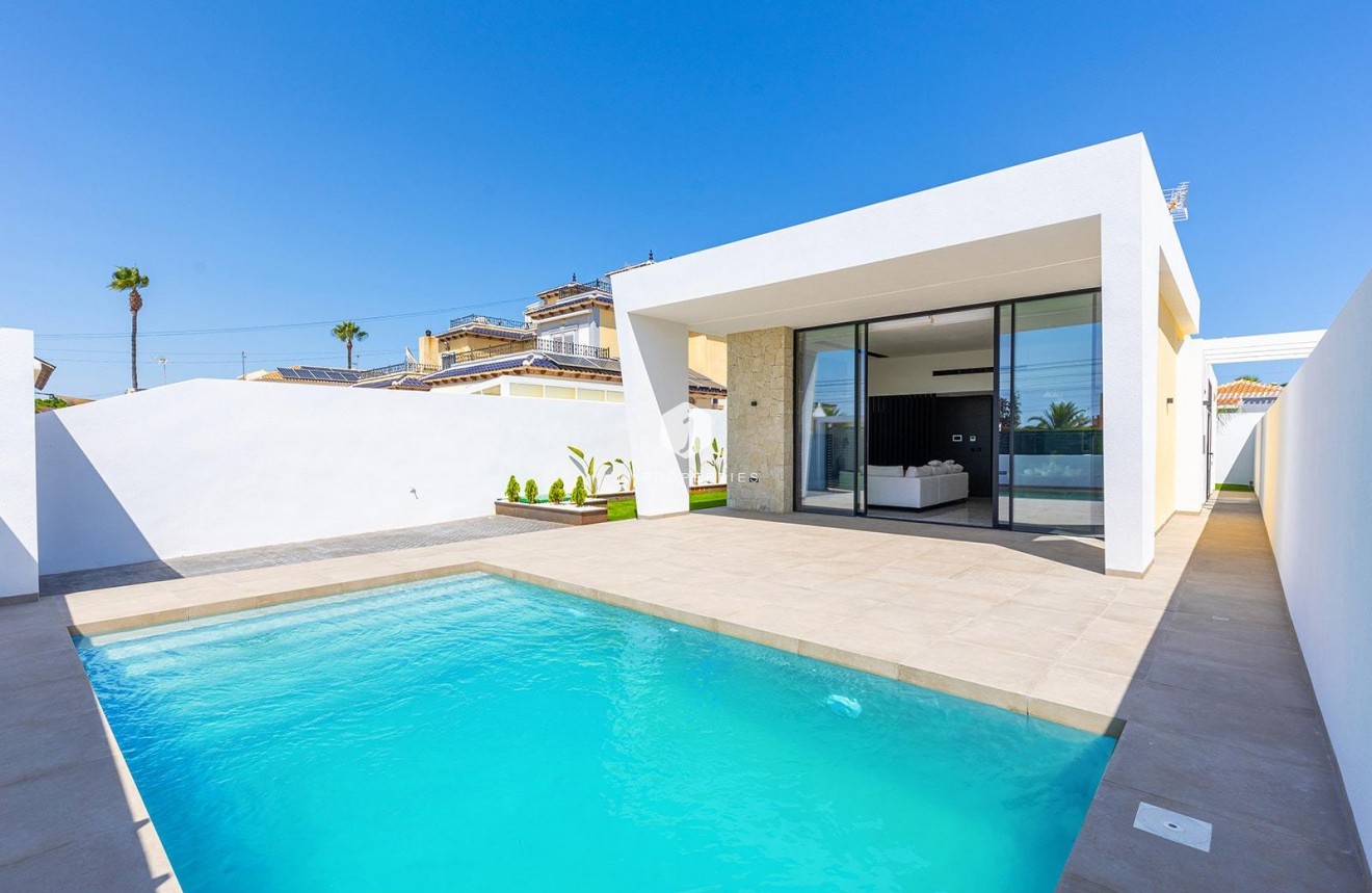 Obra nueva - Villa -
Torrevieja - Los Balcones