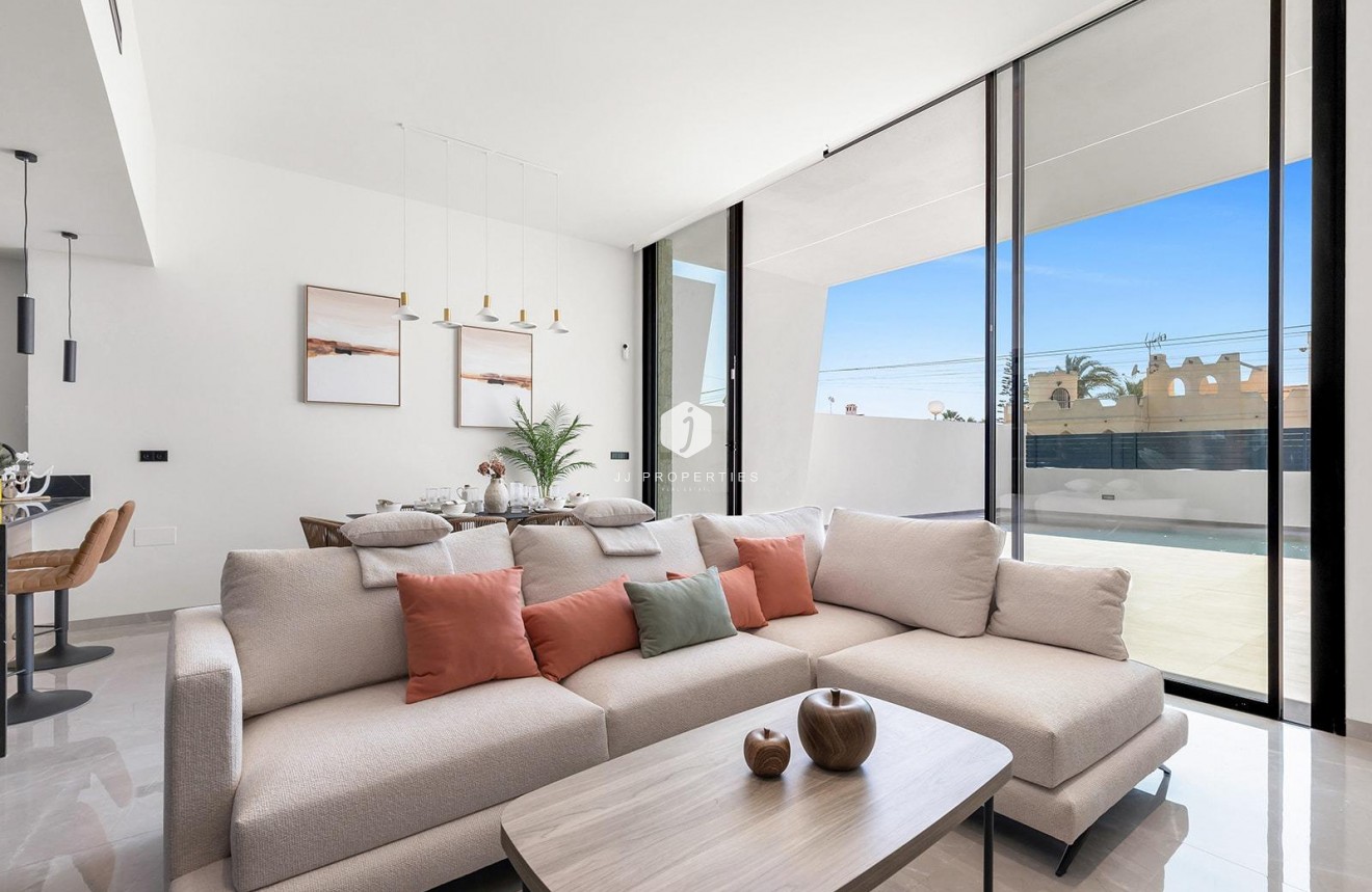 Obra nueva - Villa -
Torrevieja - Los Balcones