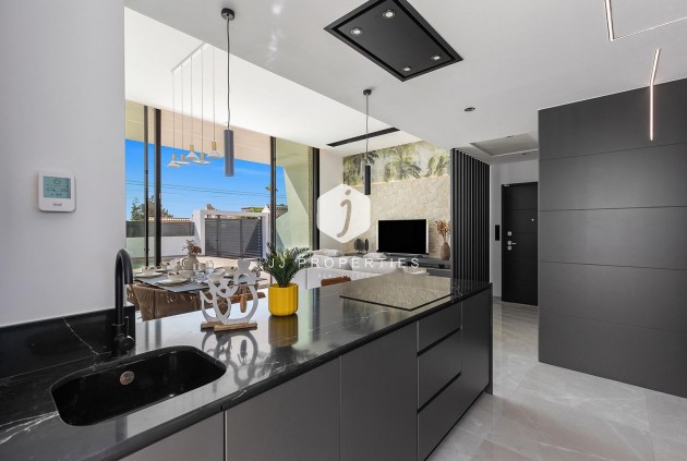 Obra nueva - Villa -
Torrevieja - Los Balcones