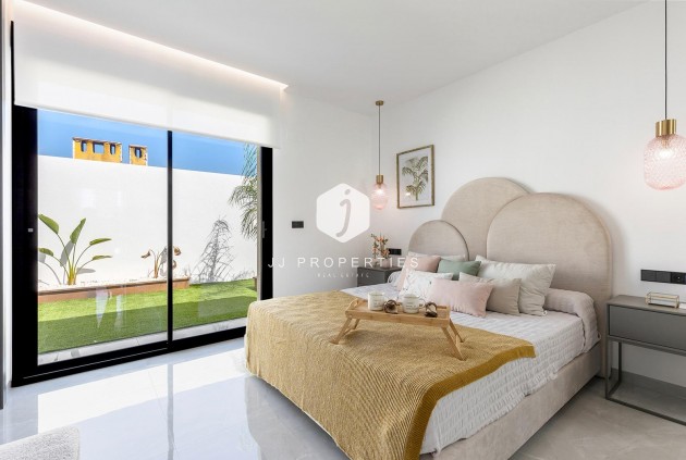 Obra nueva - Villa -
Torrevieja - Los Balcones