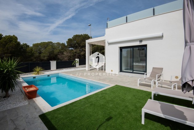 Obra nueva - Villa -
Pilar de la Horadada - Pinar de Campoverde