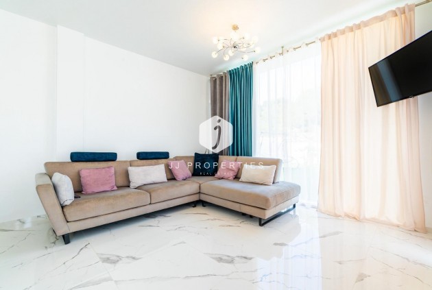 Obra nueva - Villa -
Orihuela Costa - PAU 26