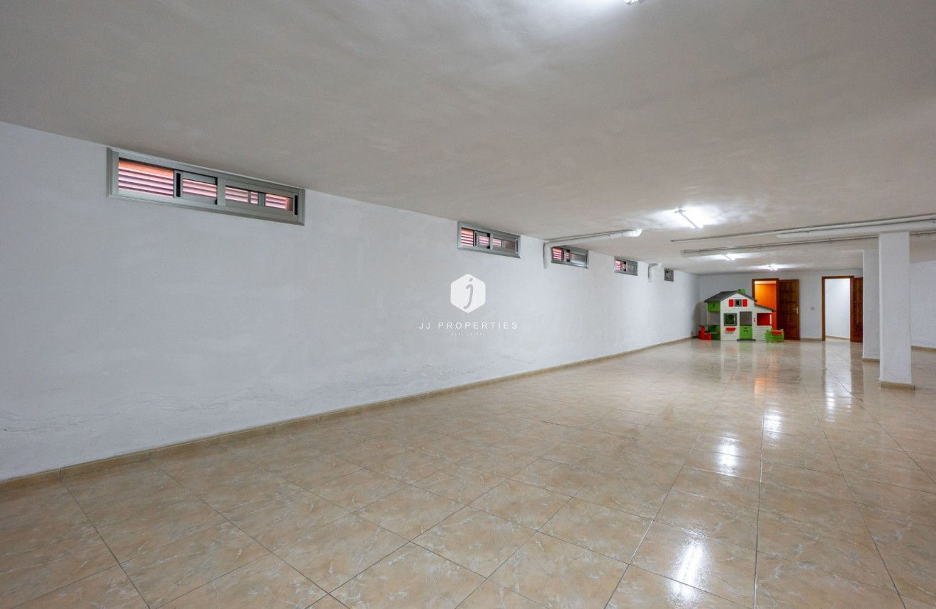 Segunda mano - Chalet -
Rojales