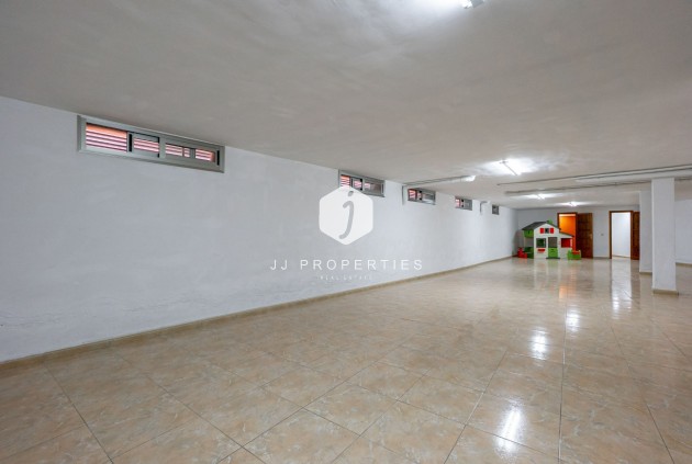 Segunda mano - Chalet -
Rojales