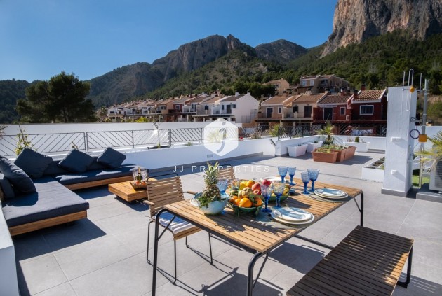 Obra nueva - Villa -
Polop - Urbanizaciones