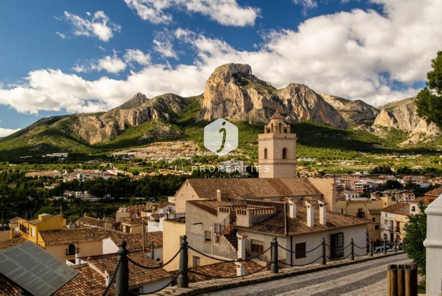 Obra nueva - Chalet -
Polop - PAU1