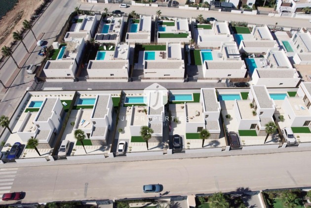 Obra nueva - Villa -
Algorfa - La finca golf